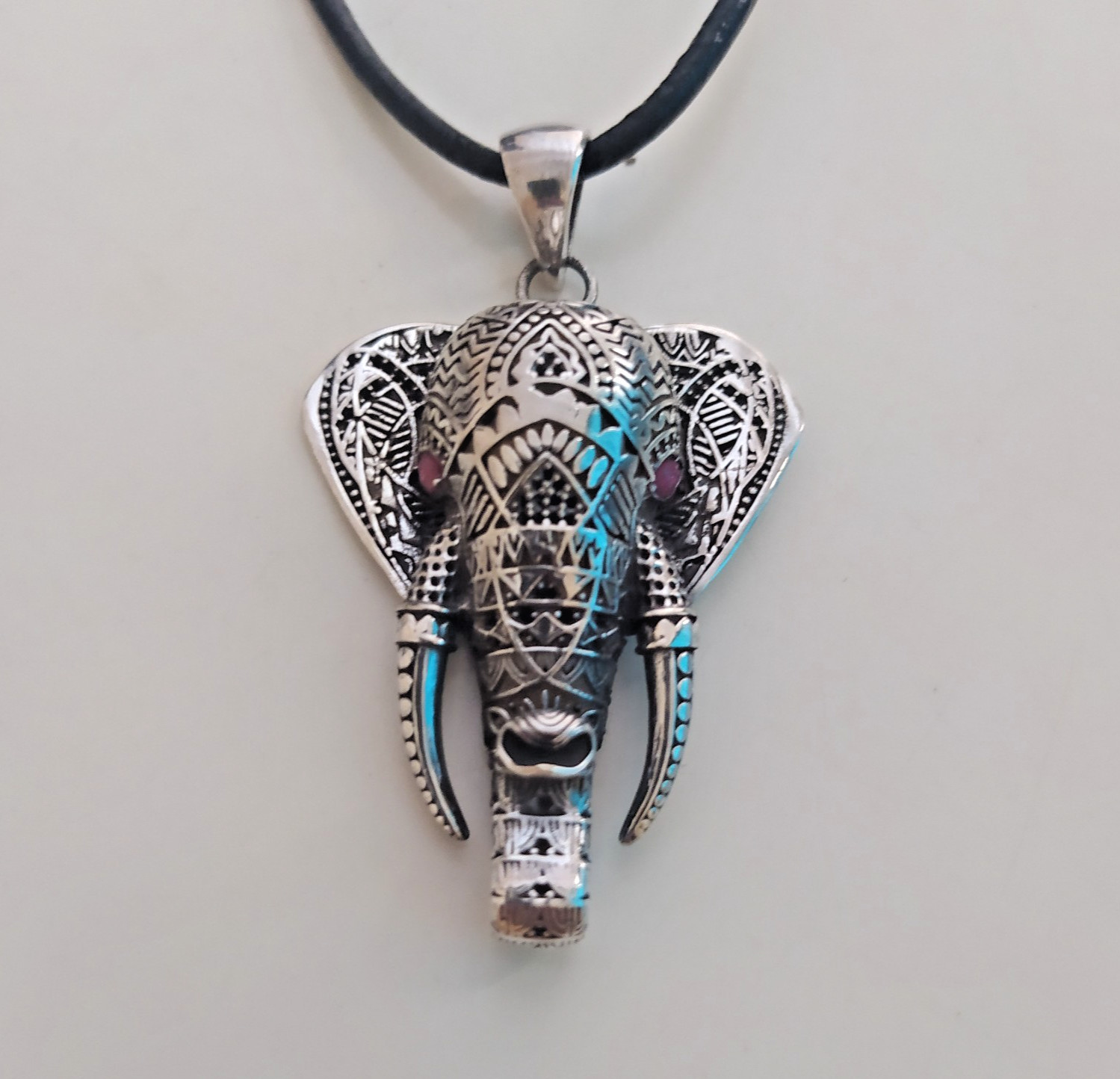 Ancient Vintage Sterling Silver Pendant Talisman Engraved Elephant Amulet Quartz