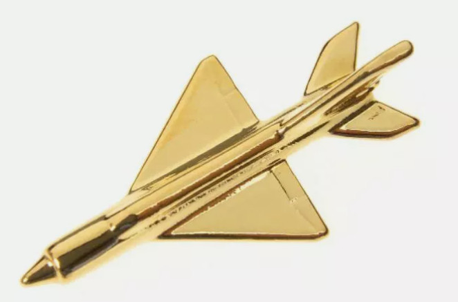 MiG 21 Pin Badge ave.25mm finished 22 carat gold plate plane