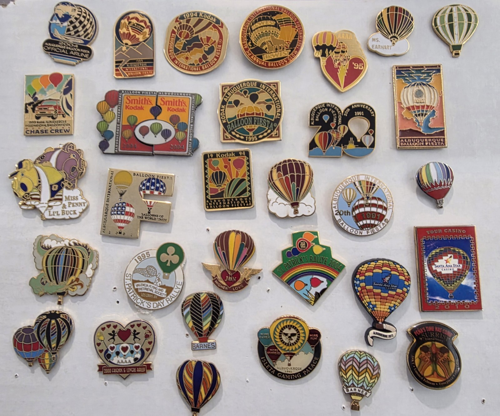 Lot of 31 Vintage Albuquerque International Balloon Fiesta Enamel Pins 