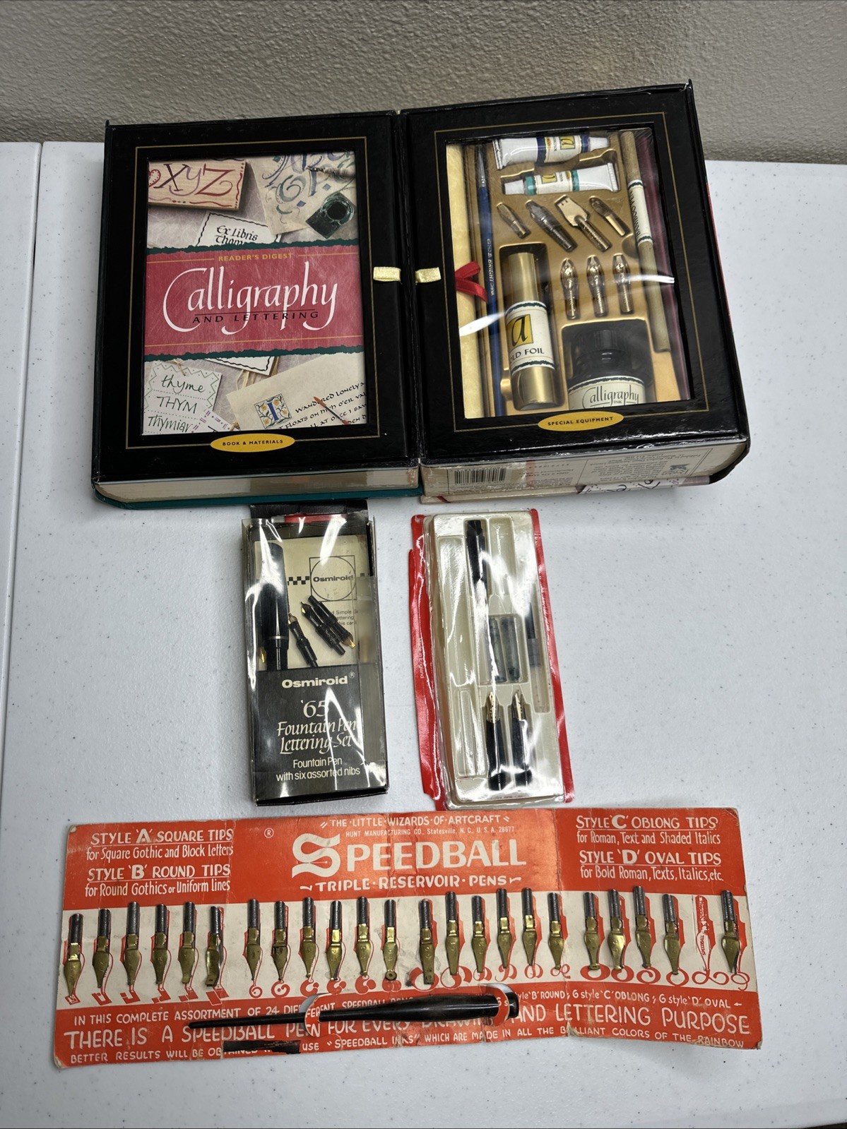 Vintage Lot of calligraphy SPEEDBALL fountain pen nibs etc. -READ