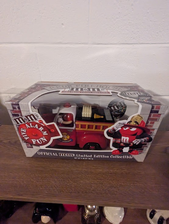 M&M’s “Five Alarm Fun” Limited Edition Fire Truck – Boxed Collectible Candy Disp