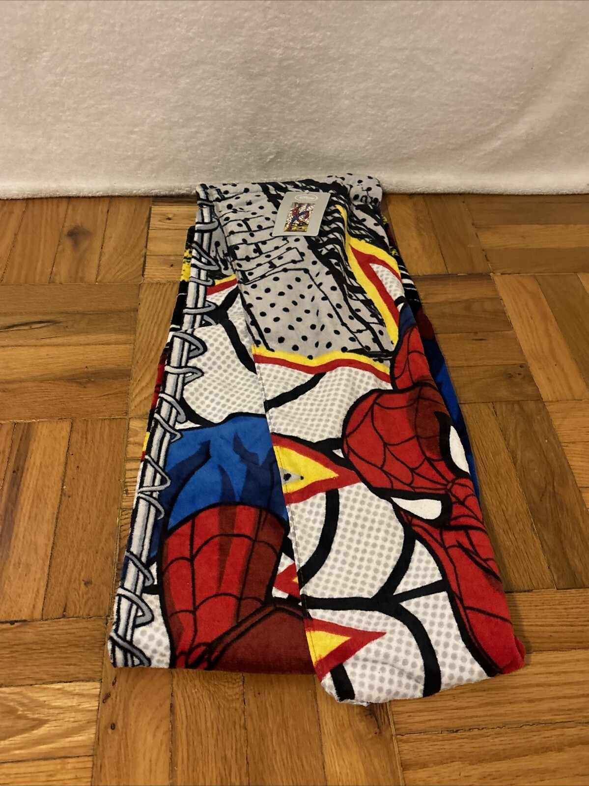 Disney Store Spiderman Beach Towel Swim Spider Man Web Super Hero 30 X 60 NWT