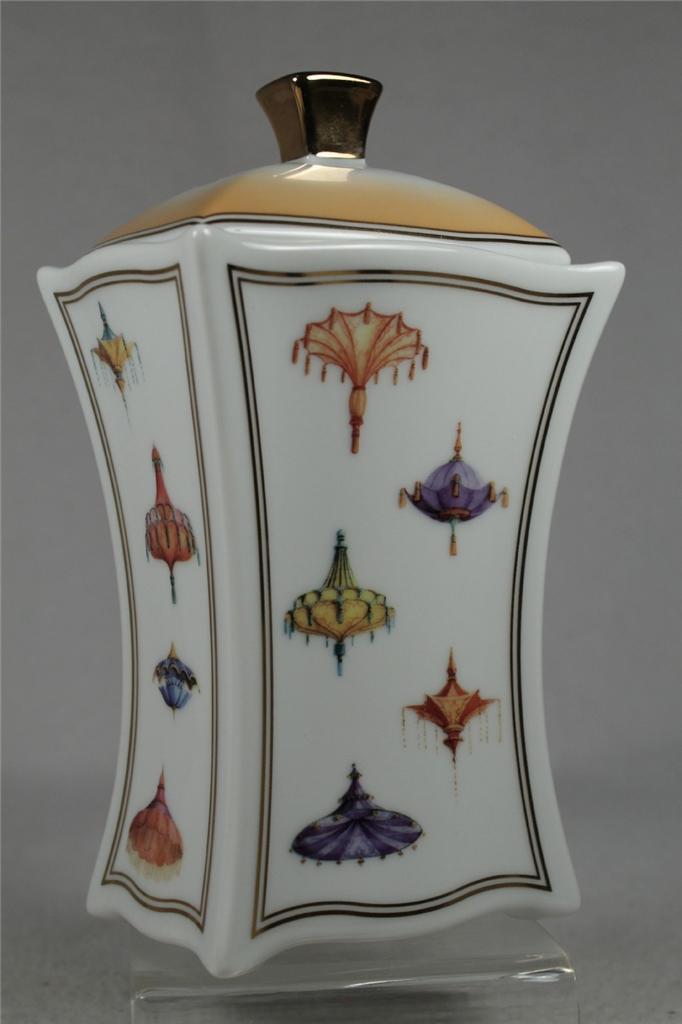 Goebel Artis Orbis 'Wynn-Las Vegas' Large Porcelain Box With Lid  126878  NEW