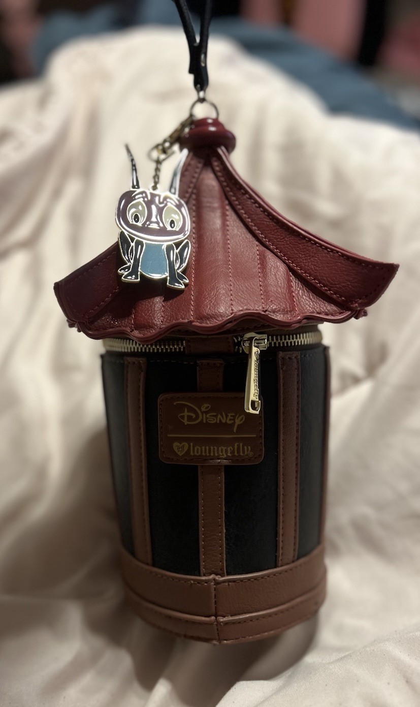 Rare 2019 Loungefly Mulan Lantern Purse Disney Princess  Never Worn Without Tags