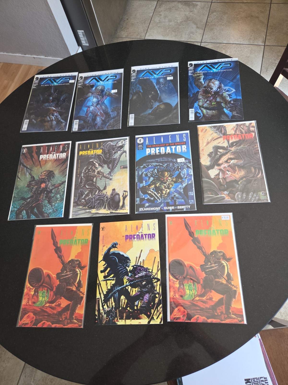 Alien Vs Predator Comic Lot Of 11
