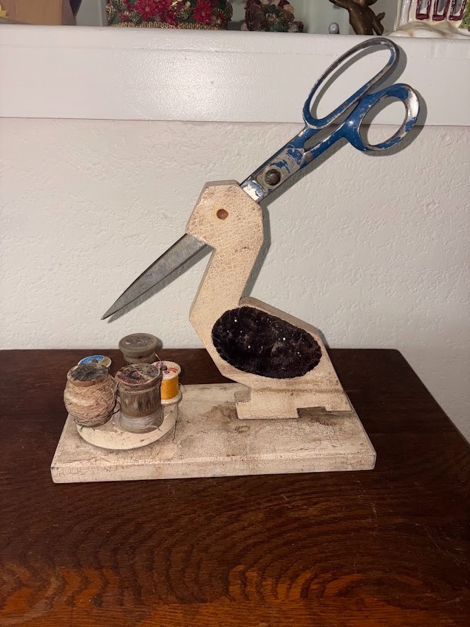 Vintage Handmade Bird Sewing Caddy Scissor Holder Pincushion Thread Spools Folk 