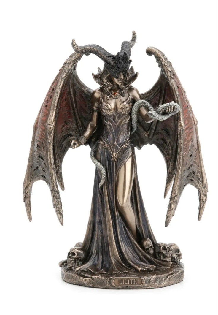 Lilith statue 