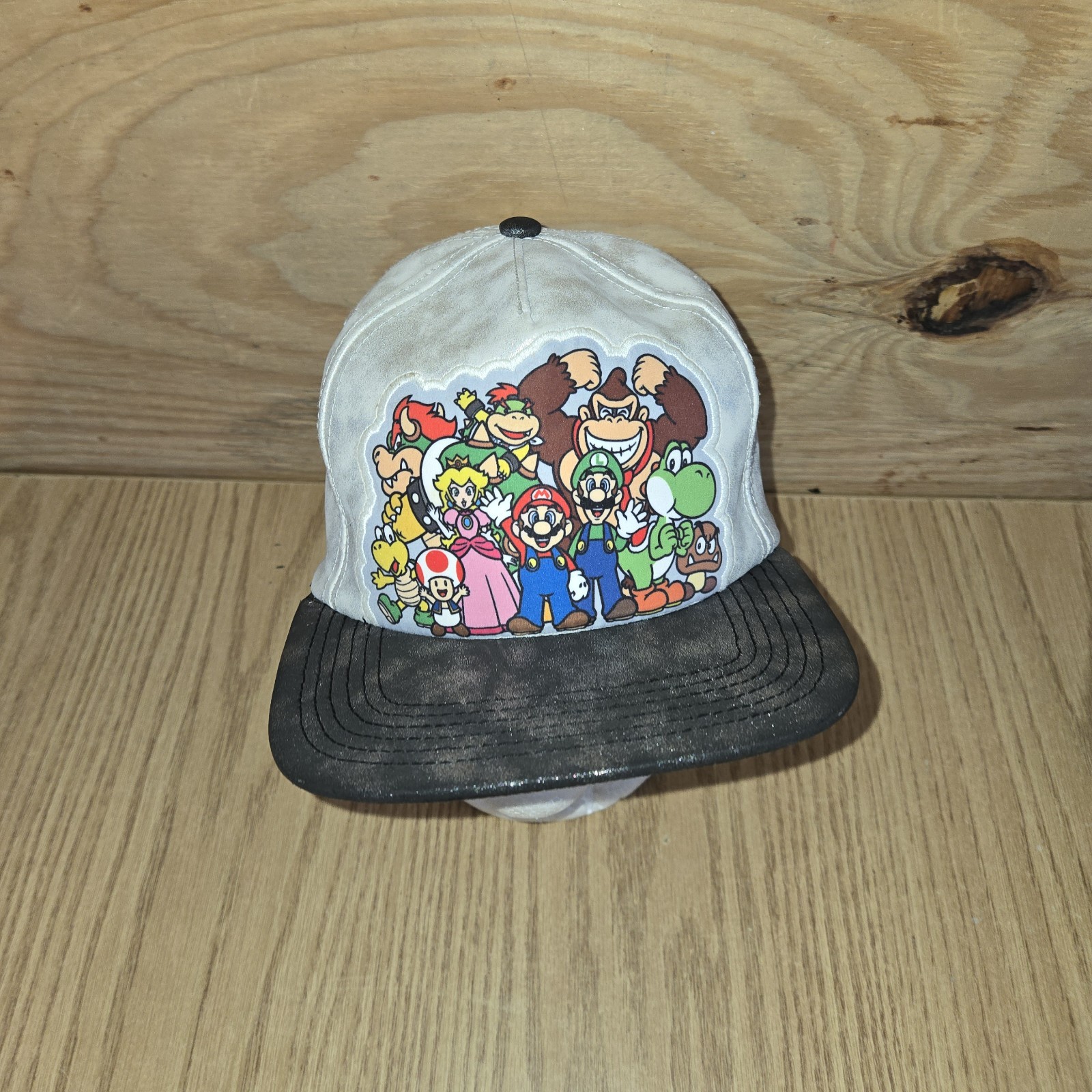 2017 Nintendo Super Mario Hat Leather Baseball Cap Adj Snap Euc White Silver 