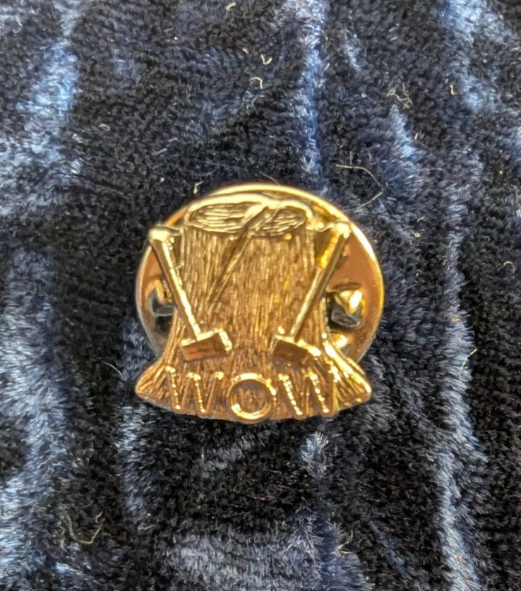 Vintage Woodmen of the World WOW Gold Tone Axes Lapel Pin Pinback Button