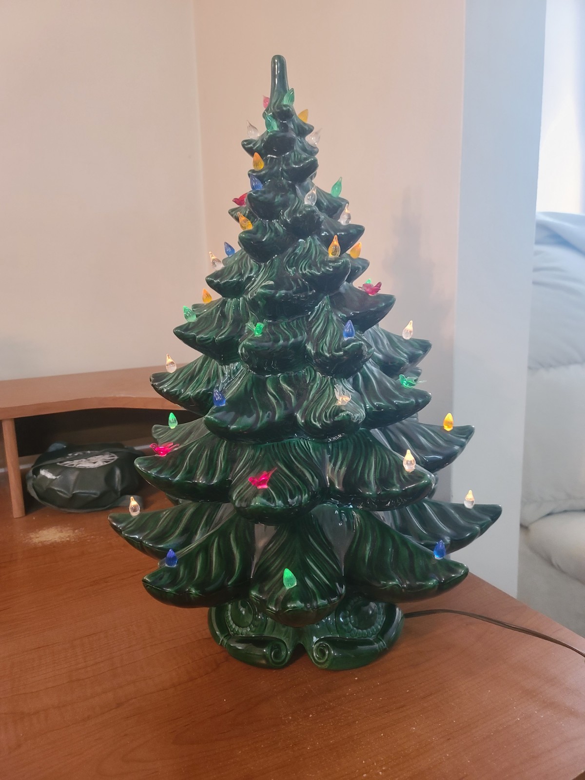 VTG Atlantic Mold Large Lighted Christmas Tree