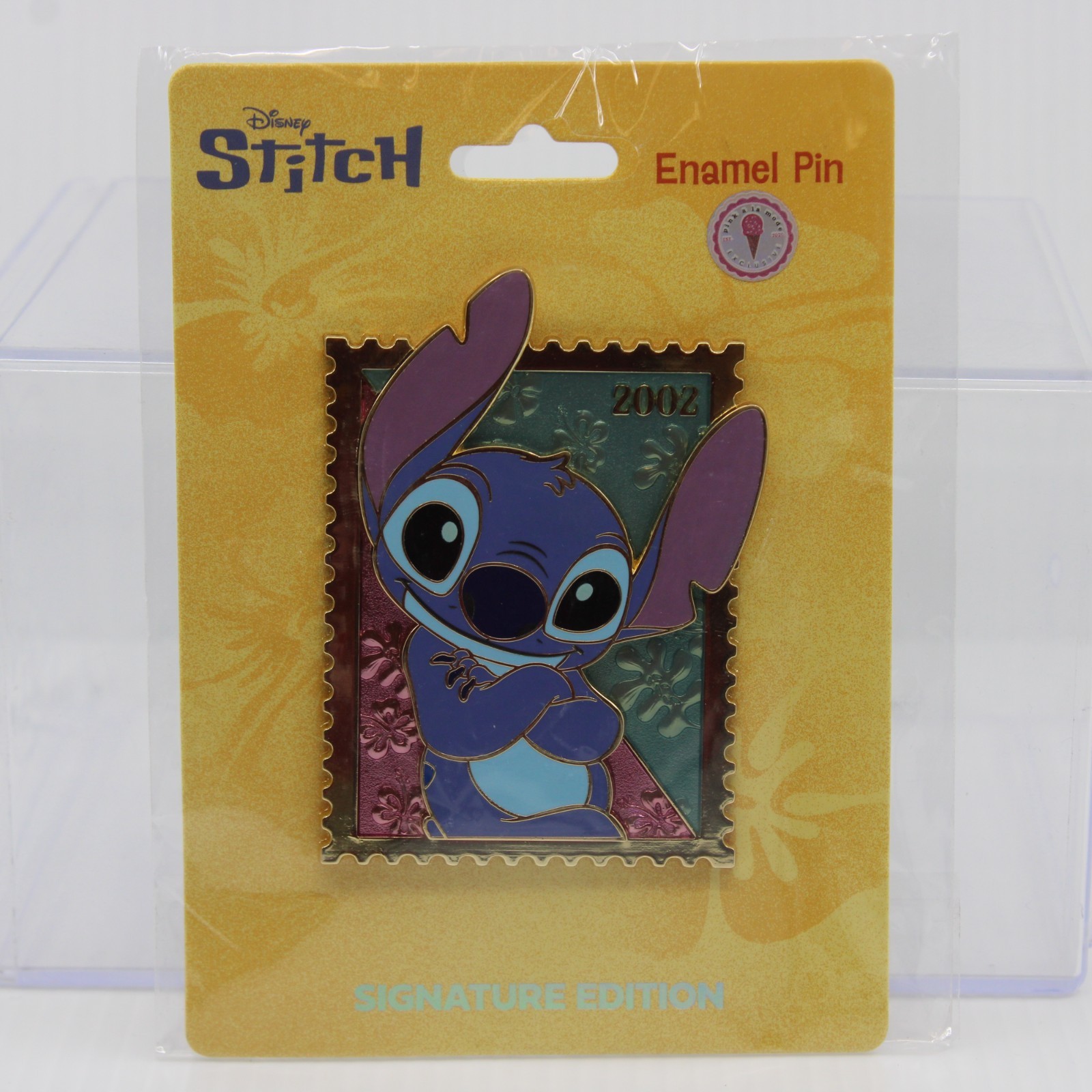 B5 Disney PALM Pink A La Mode LE 400 Pin Royal Stamp Series Stitch