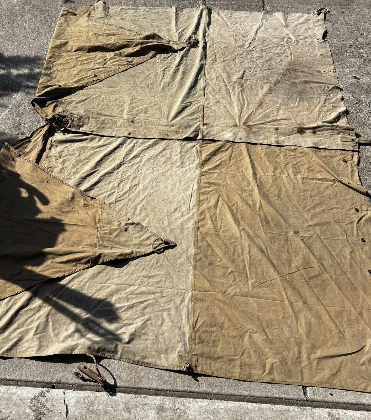 WW1-WW2 Tent 2 Hafts M1910 U.S. Shelter’s together, bring back with other items
