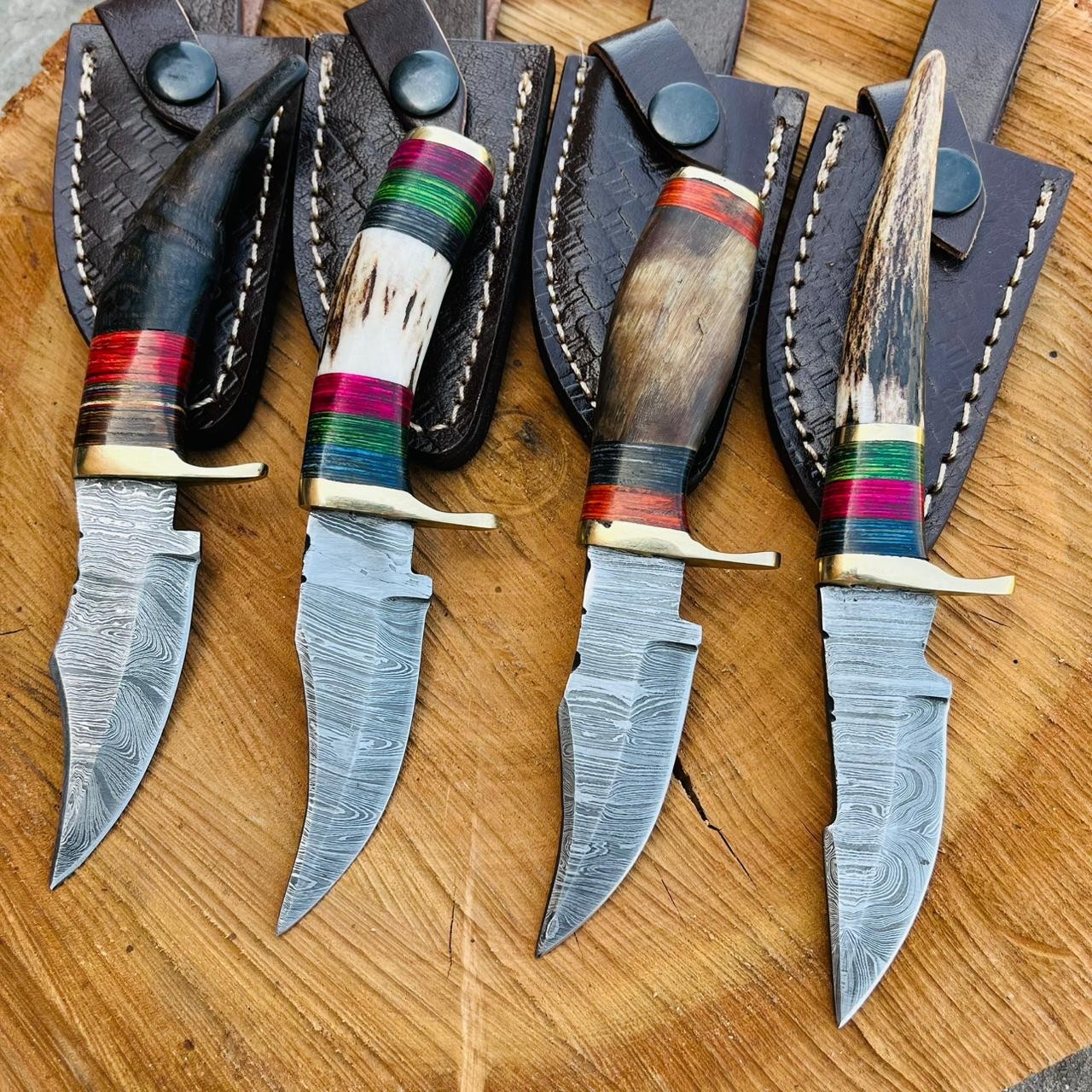 RL-04 Lot of 4 Damascus Steel Hunting/skinner knives Stag and Ram Horn Handle