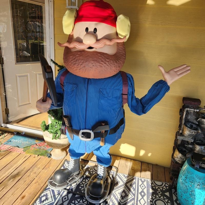 Rudolph the Red-Nosed Reindeer 6-ft Yukon Cornelius Animatronic Christmas Décor