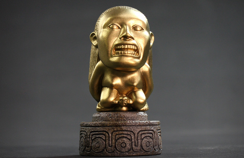 Indiana Jones Golden Fertility Idol + Pedestal Magnet Figure Raiders Lost Ark