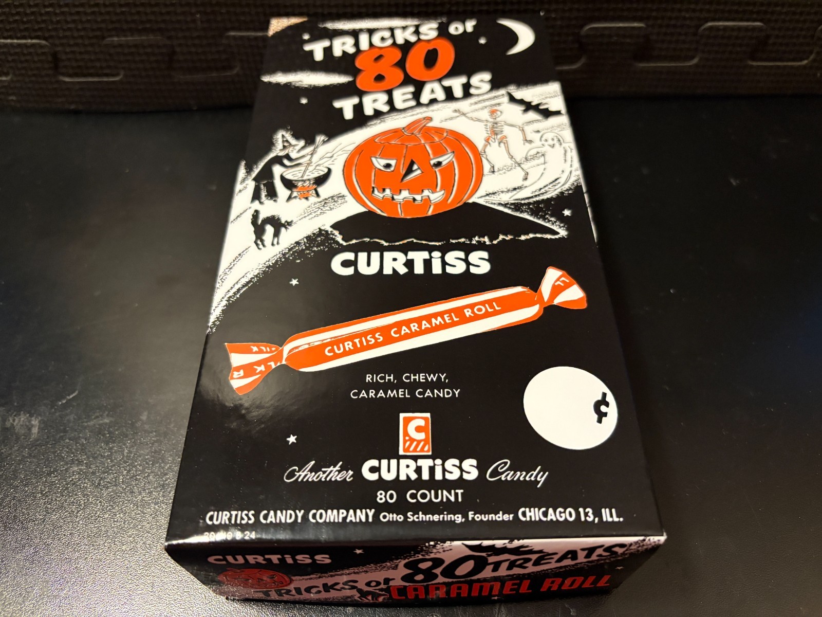 1950s Curtiss Caramel Roll (Halloween, variation #2) - Custom design candy box