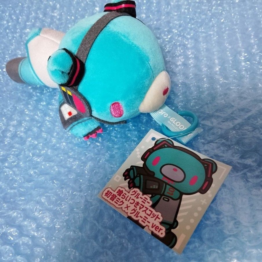 GLOOMY The Naughty Grizzly x Hatsune Miku piapro Collaboration Bite Mascot Plush