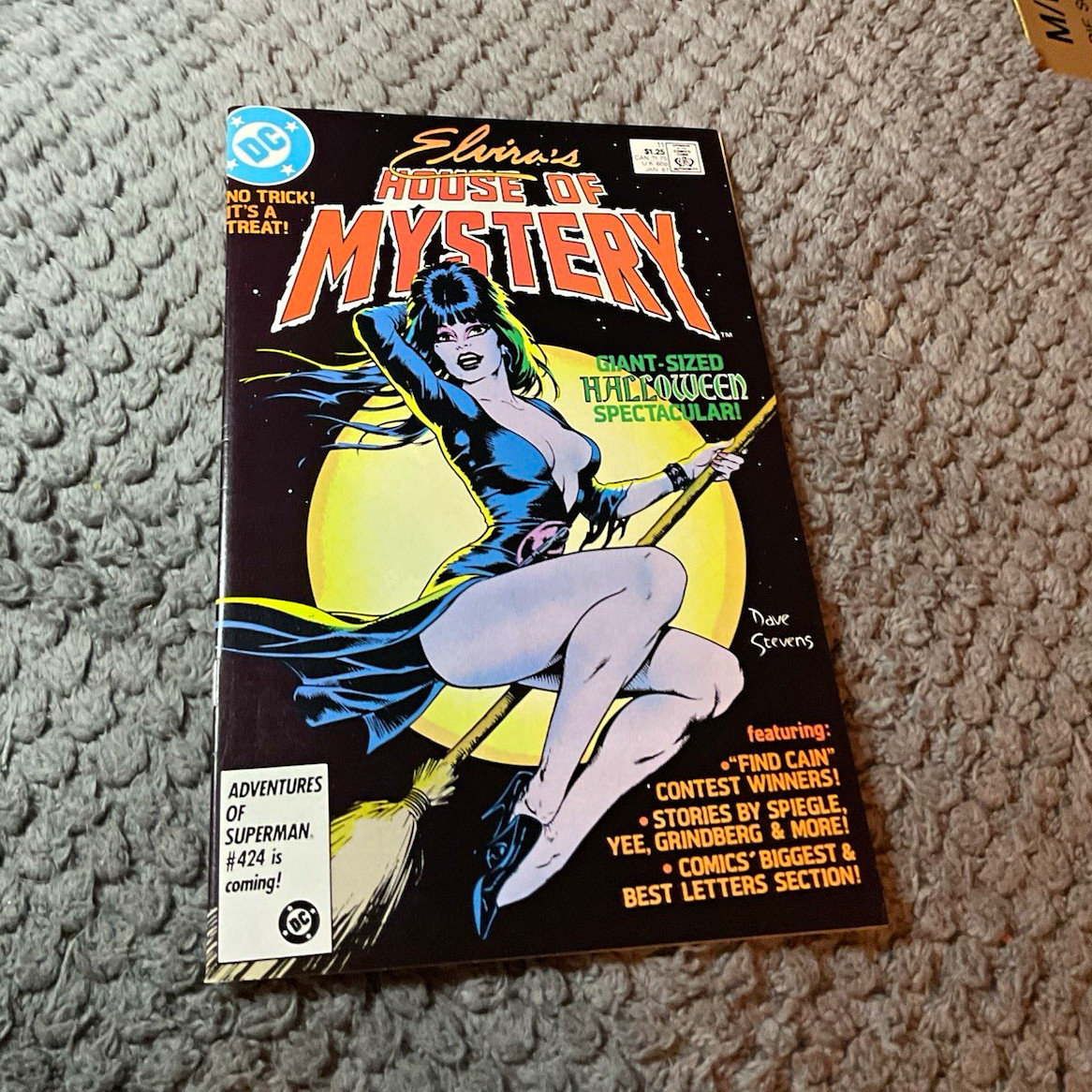 Elvira\'s House of Mystery. DC Comics. Elvira & Cain. Dave Stevens Cover