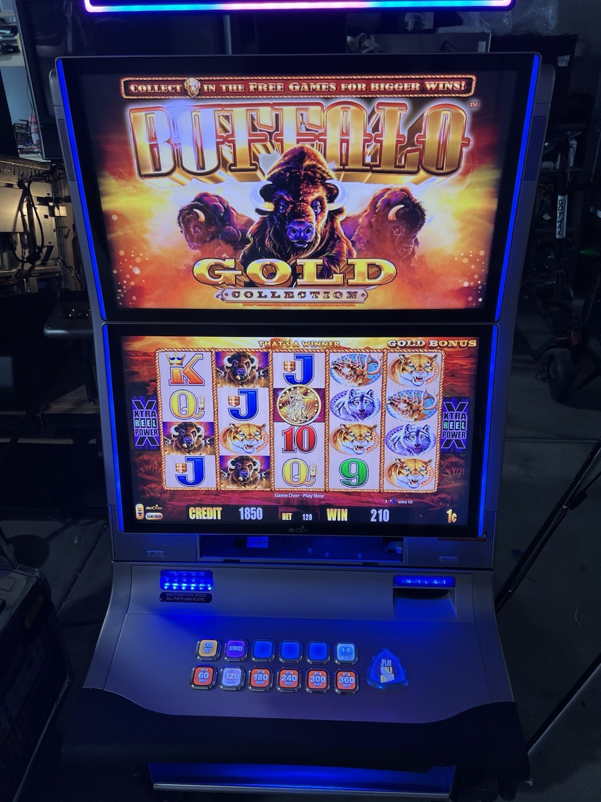Buffalo Gold Aristocrat Helix Slot Machine