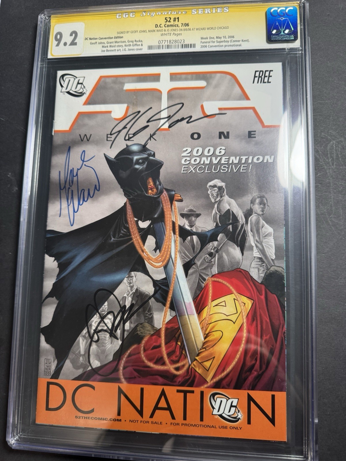 52 #1 DC Nation 2006 covention exclusive comic Signed 3x Johns, Waid, JG Jones