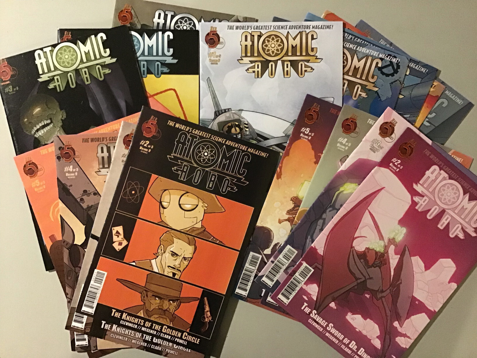 Atomic Robo Lot of 16 (Red 5) Station X Dr. Dinosaur Golden Circle All Ages
