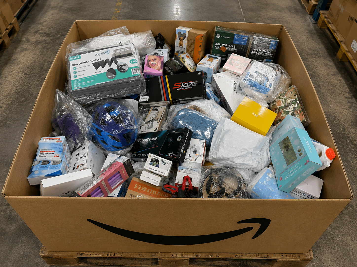 Amazon Kitchen Essentials Mix Merchandise with Home Products