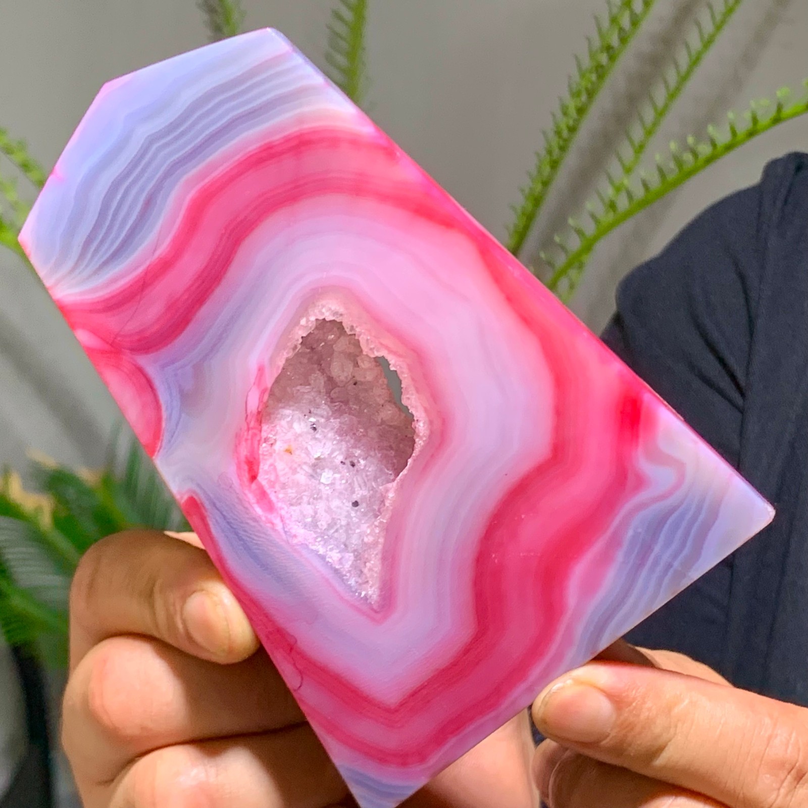 229G Natural beautiful agate crystal cave super large gem