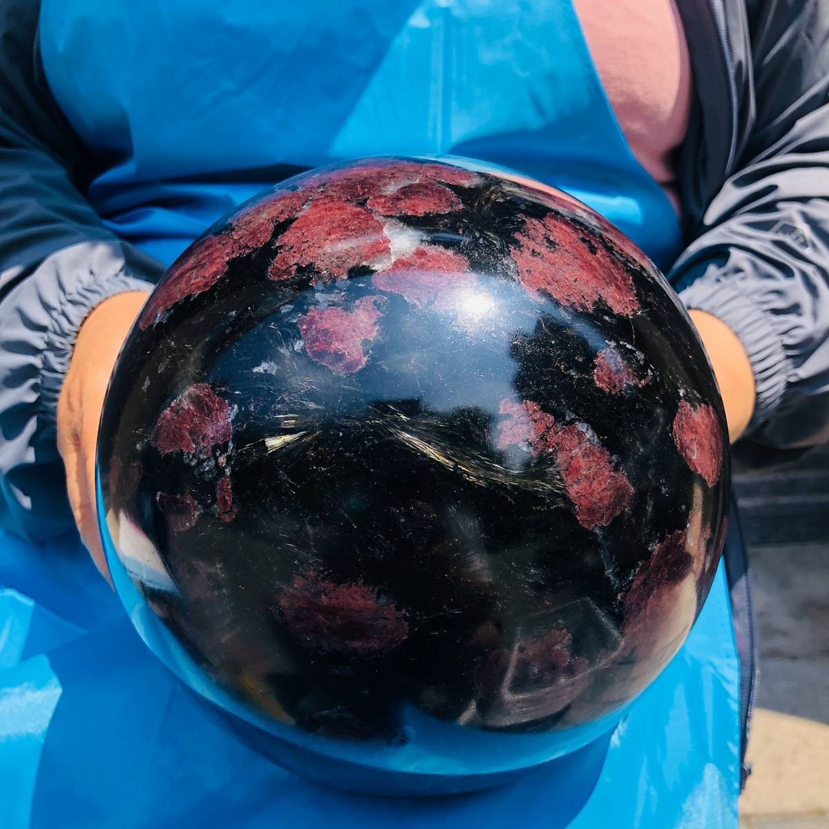 21.05LB Natural Firework red garnet quartz polished sphere crystal ball healing