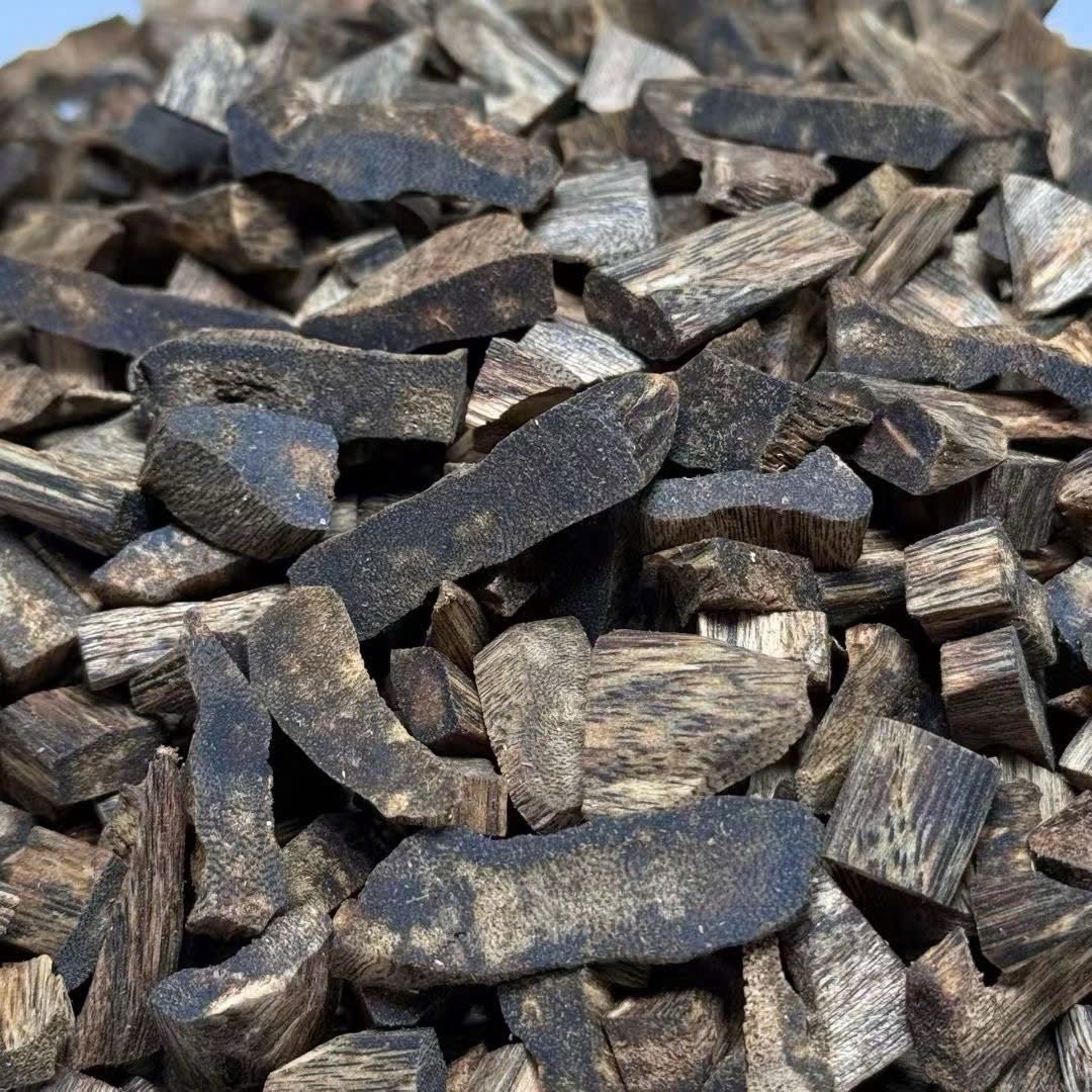 10Grams White Kynam Kyara | High Oil Rate Agarwood Chips | Strong Aroma