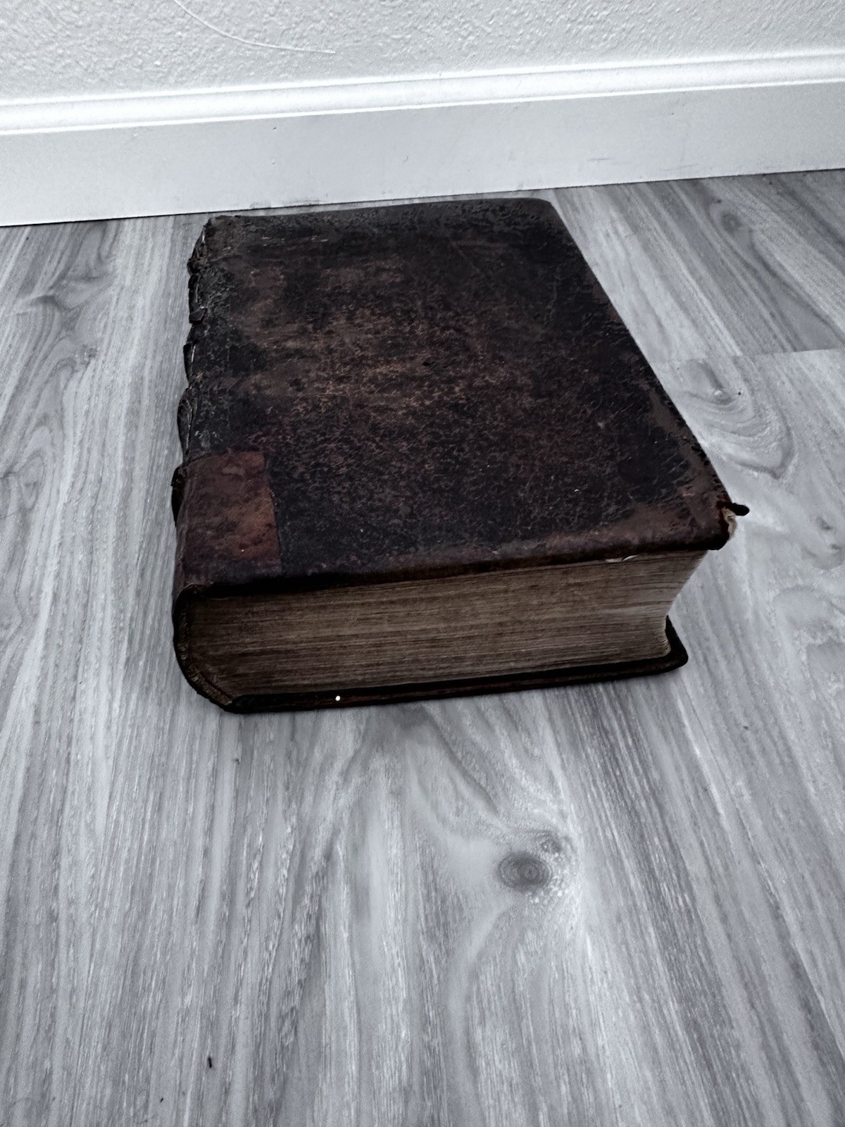 Antique book 1672