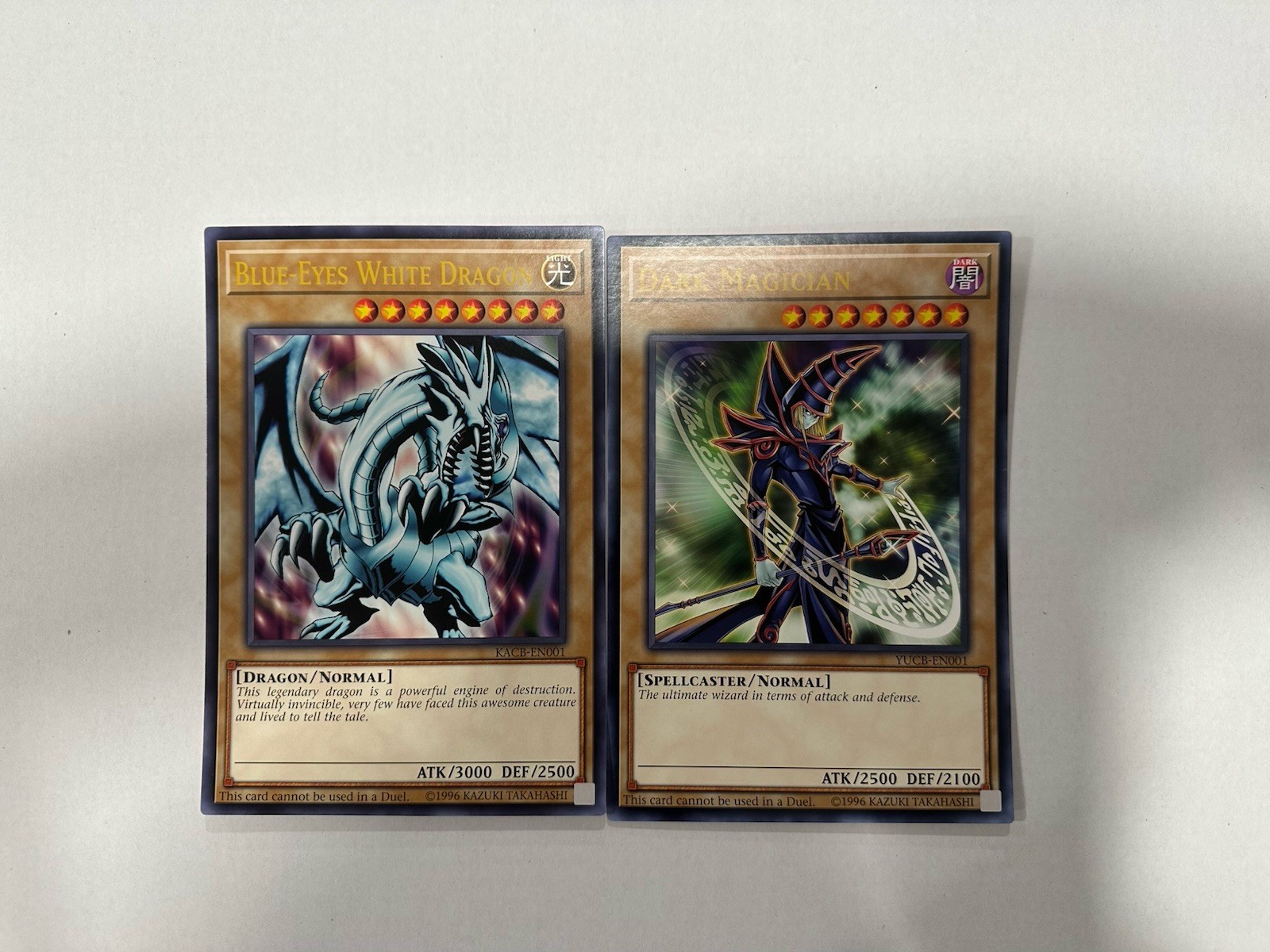 Yugioh Jumbo Oversized 2 Card Set - Blue-Eyes White Dragon & Dark Magician MINT