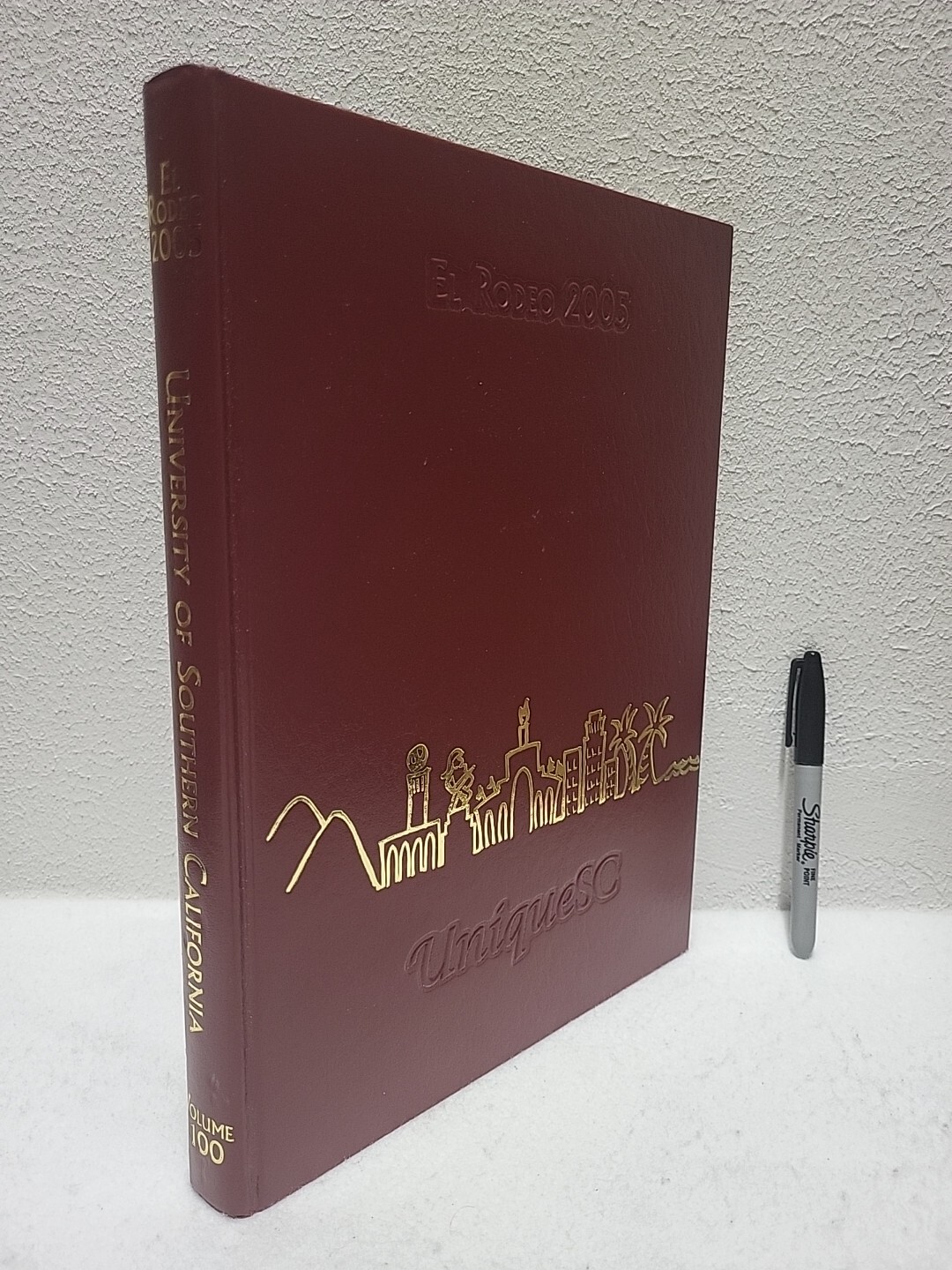 UniqueSC • El Rodeo • 2005 •USC Yearbook VOLUME 100 • REGGIE BUSH HC