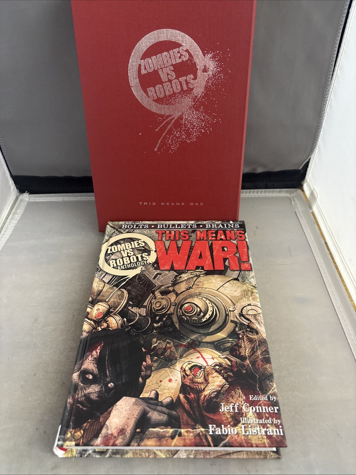 Zombies Vs Robots Anthology This Means War SIGNED by 13 Limited Edition /350