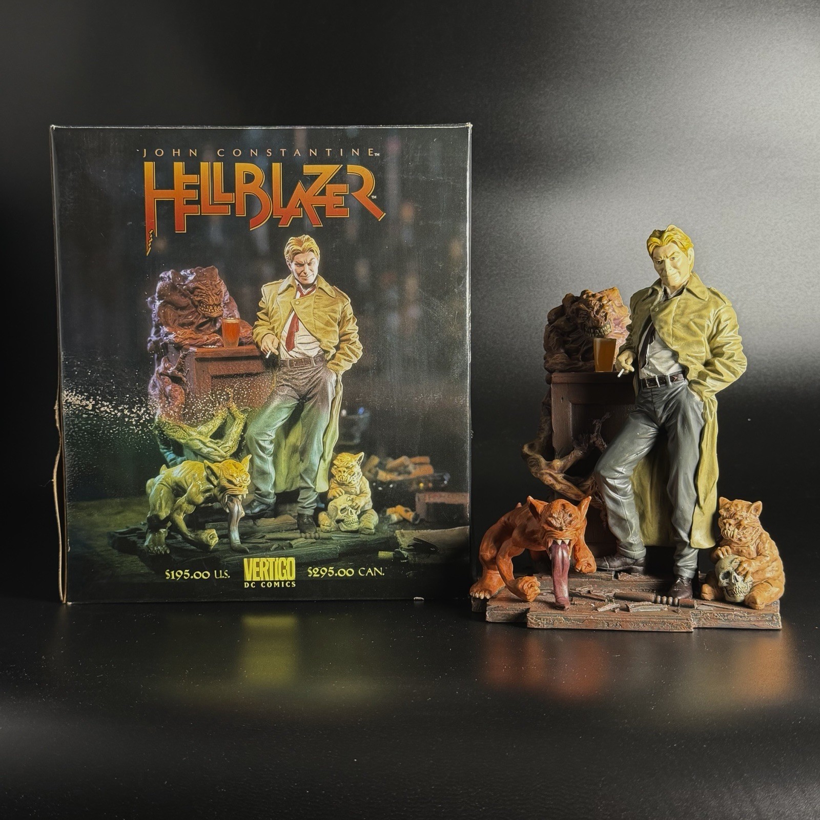 1998 DC Direct - Hellblazer: John Constantine Porcelain Statue - Limited / 2500