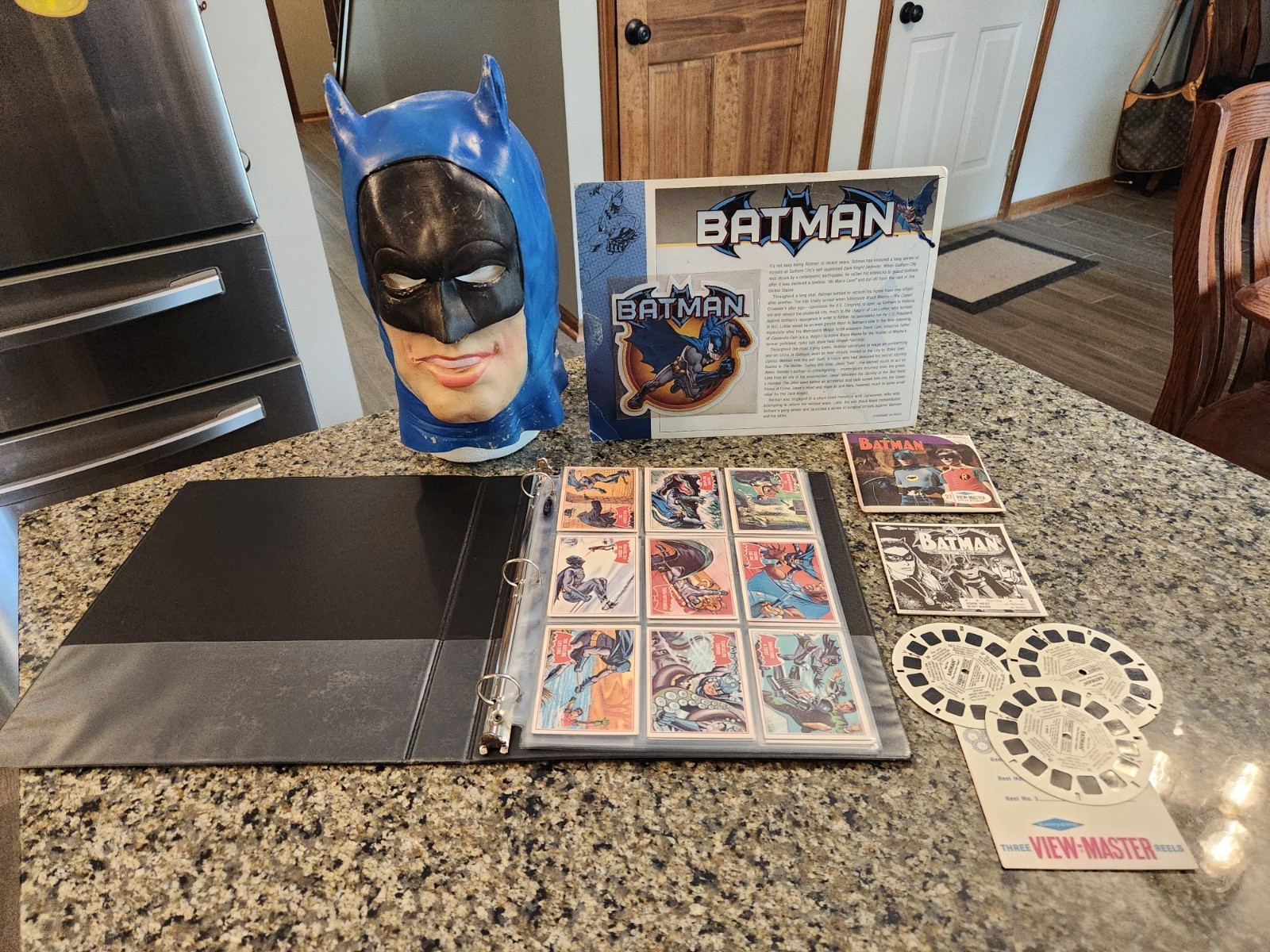 1966 TOPPS USA BATMAN Red Bat COMPLETE 44 CARD SET Puzzle Back Robin Joker EXTRA