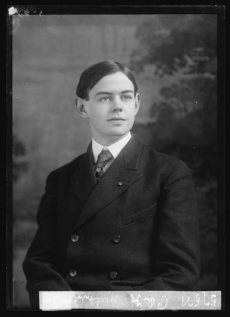 Photo:P.R.H. Washburn