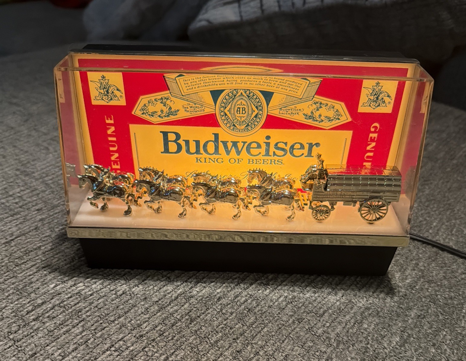 Budweiser King Of Beers Lamp Clydesdale Horses & Wagon Light Sign Vintage 8”