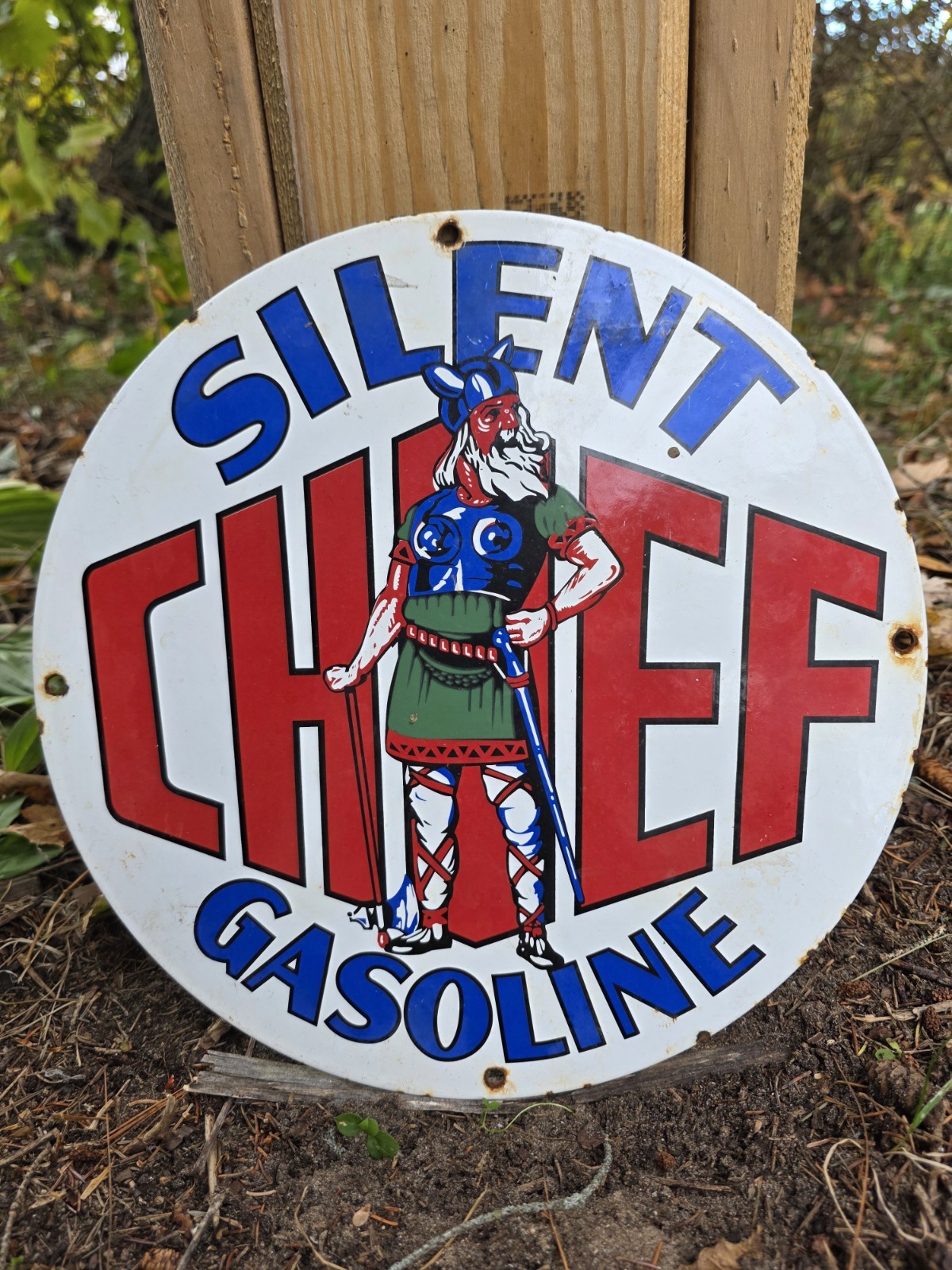 OLD VINTAGE SILENT CHIEF GASOLINE PORCELAIN GAS PUMP HEAVY METAL SIGN 12