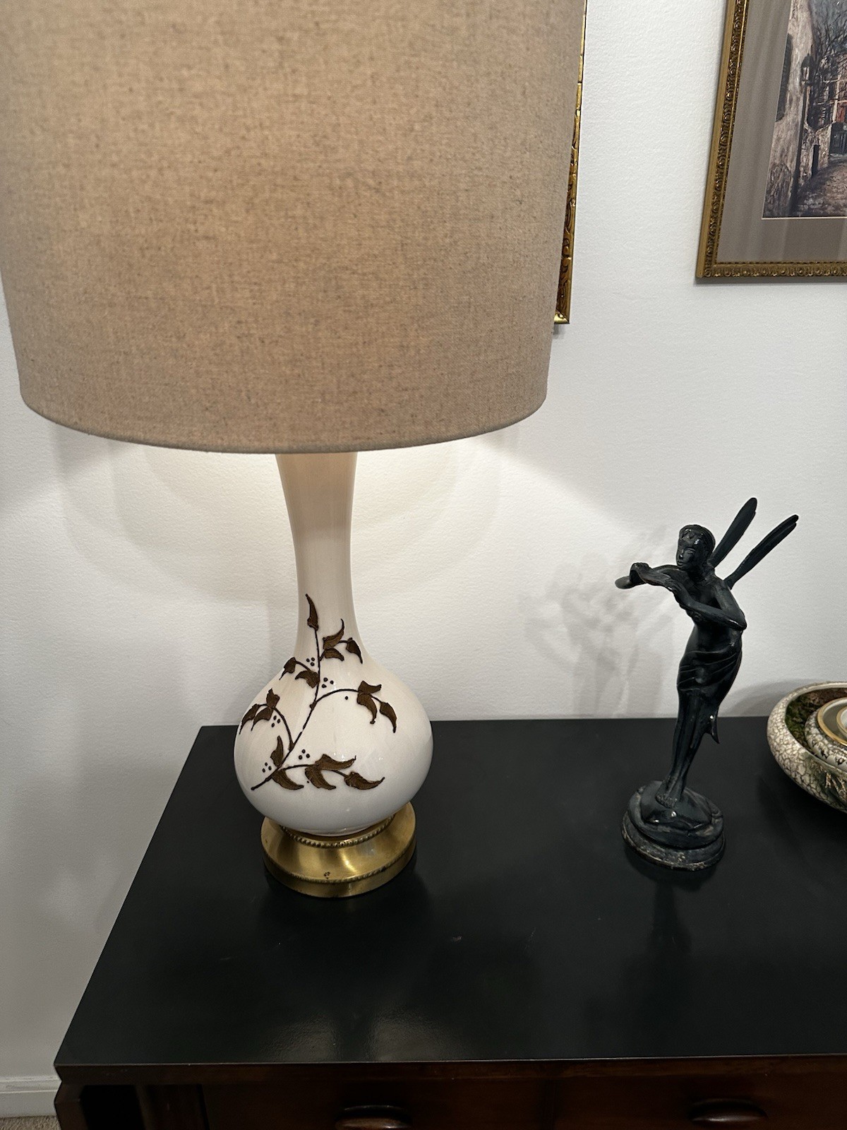 MCM Lamp With Relief Leaves On A Cream Color Lamp