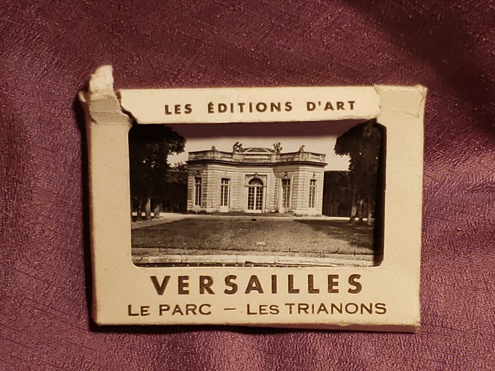 Vintage Versailles  Souvenir Picture Package Le Palais Le Parc Les Trianons NOS