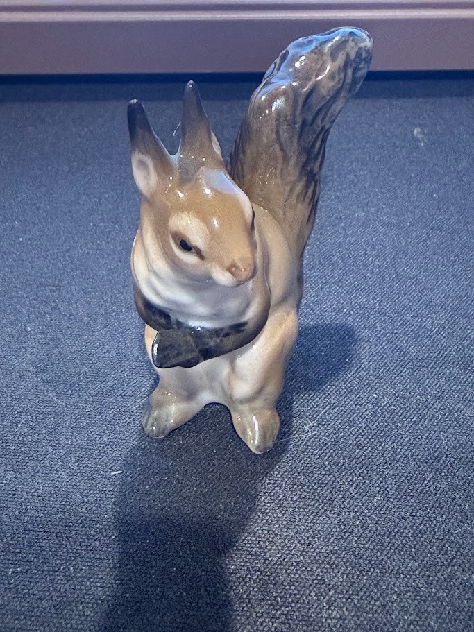 Rosenthal Germany 1290/1 Theodor Kärner Squirrel Porcelain Figurine 2.5”