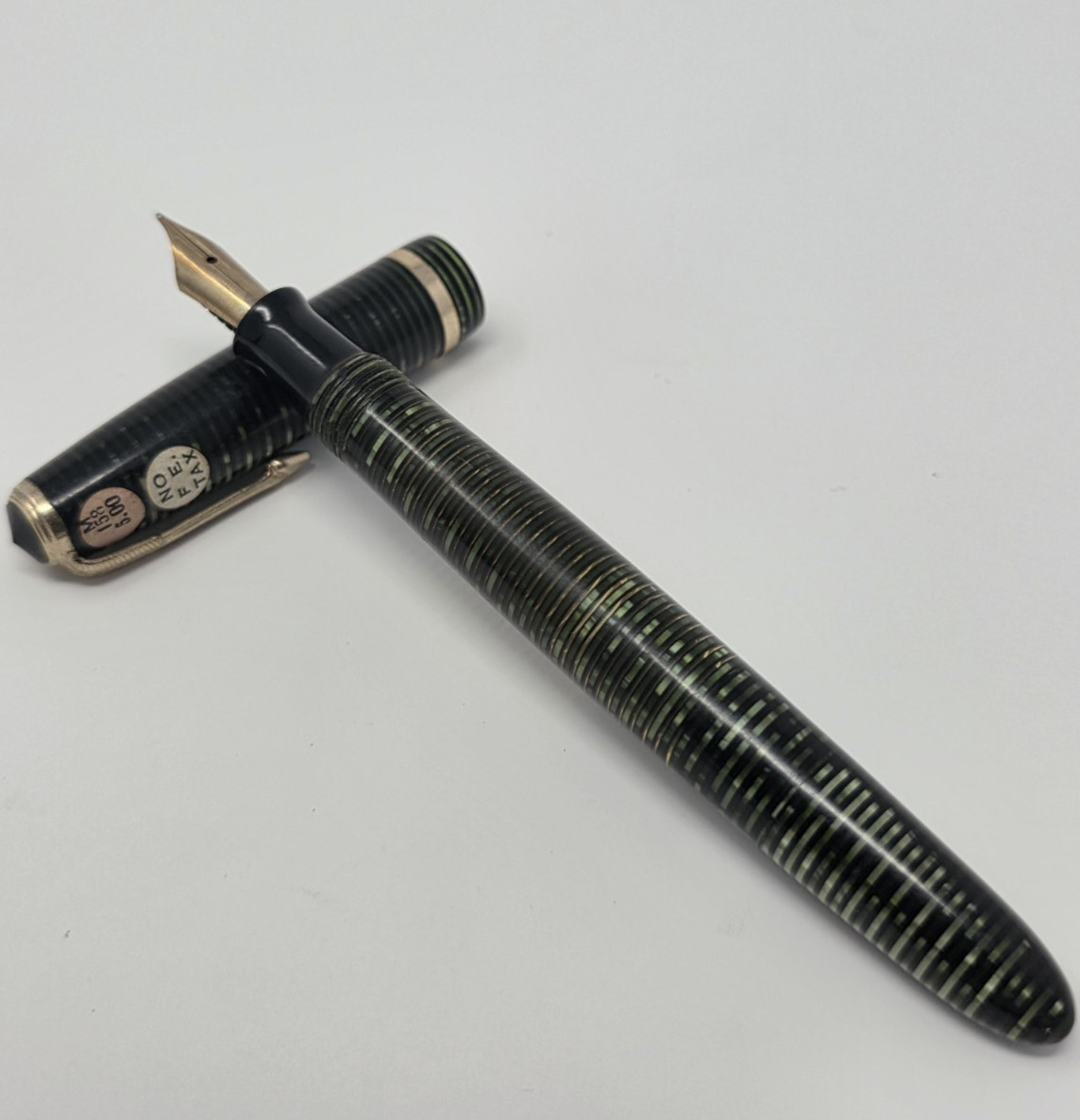 NOS Parker Emerald Green Pearl Vacumatic Junior Fountain Pen Stripes Laminate
