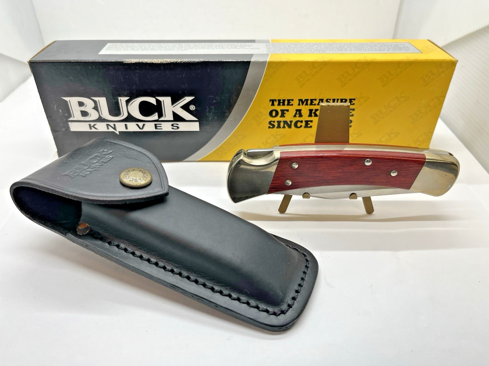 Buck 110 \