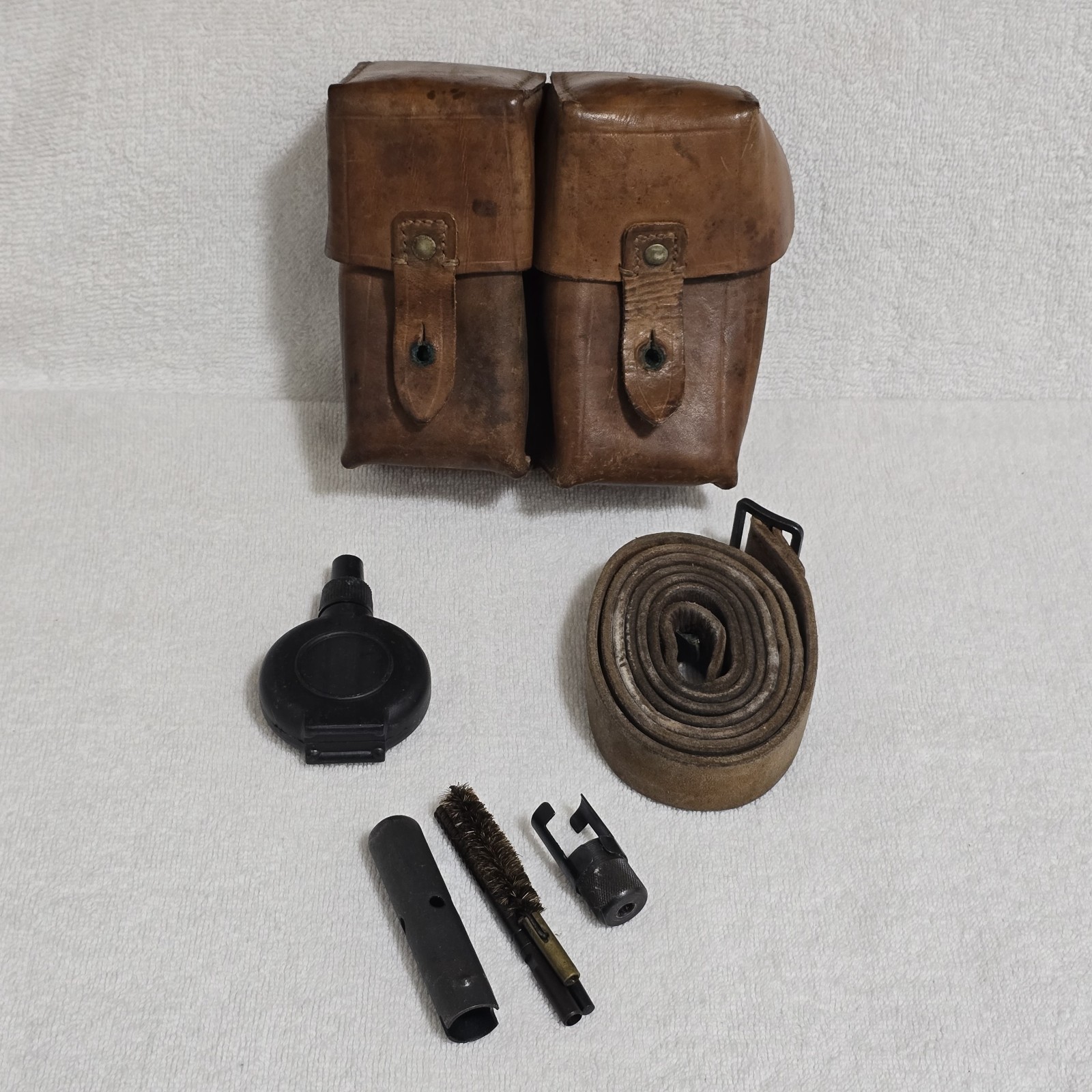 Vintage 1950s Yugoslavian Military SKS Mauser Leather Pouch Fully Loaded Kit