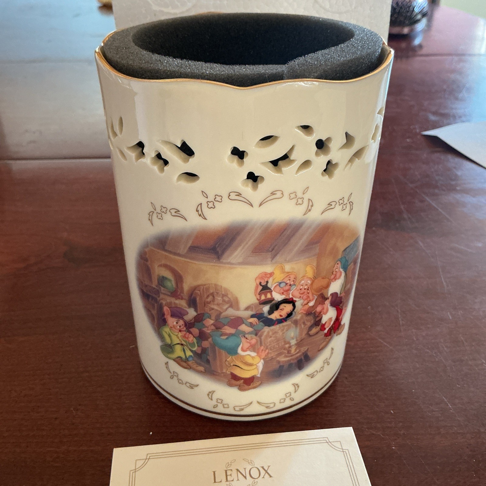 Lenox Disney Snow White Seven Dwarfs Votive Candle Holder 2000 Fine Ivory China