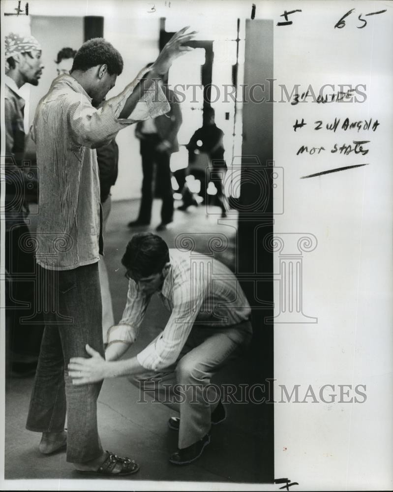 1976 Press Photo Prisons - Security Frisks Angola Inmate After Meal - noa19913