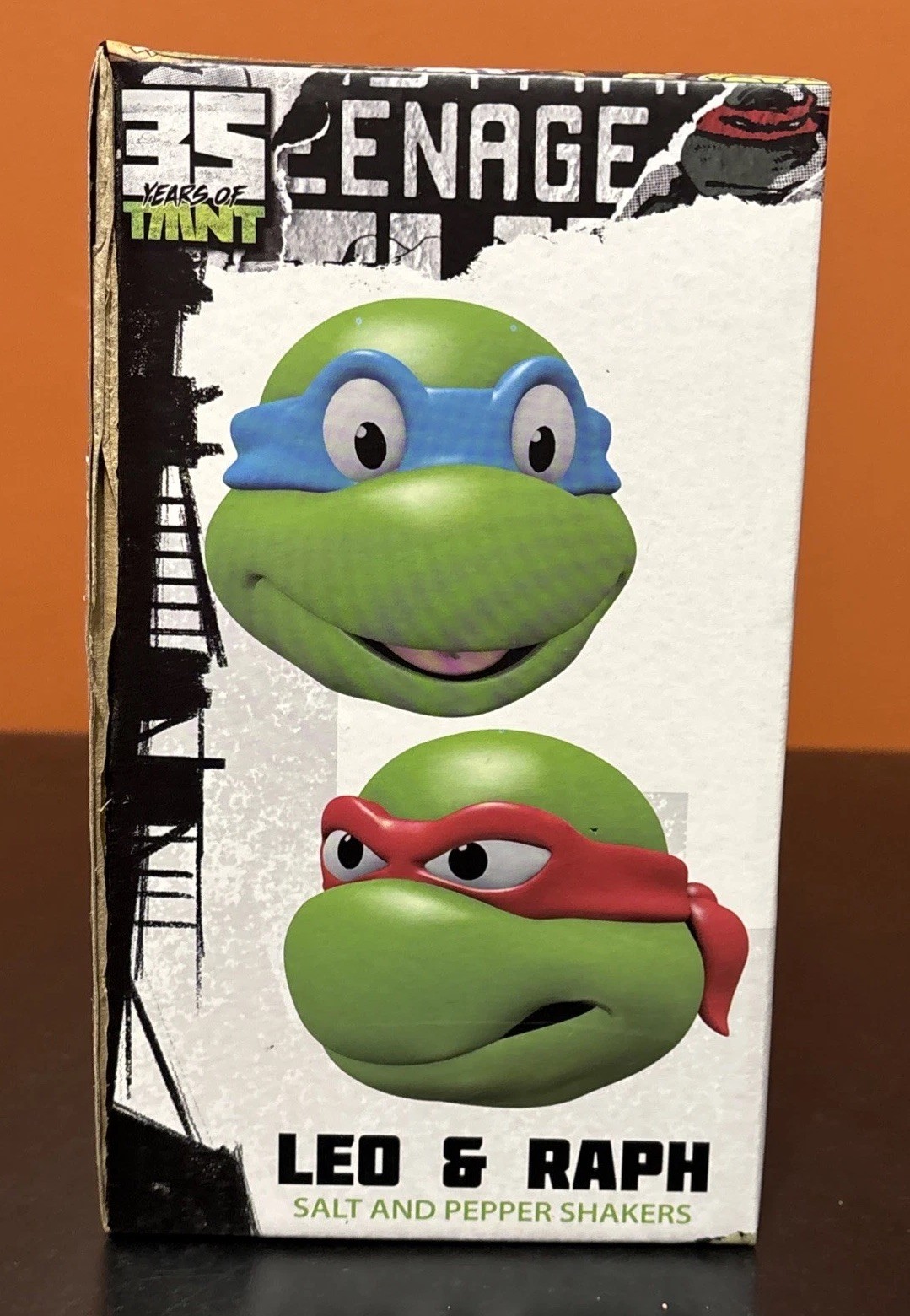 2019 TMNT Teenage Mutant Ninja Turtles Salt Pepper Shakers Think Geek Leo Raph