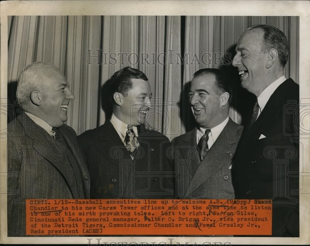 1946 Press Photo AB Happy Chandler, Warren Giles Reds mgr & Walter Briggs Jr
