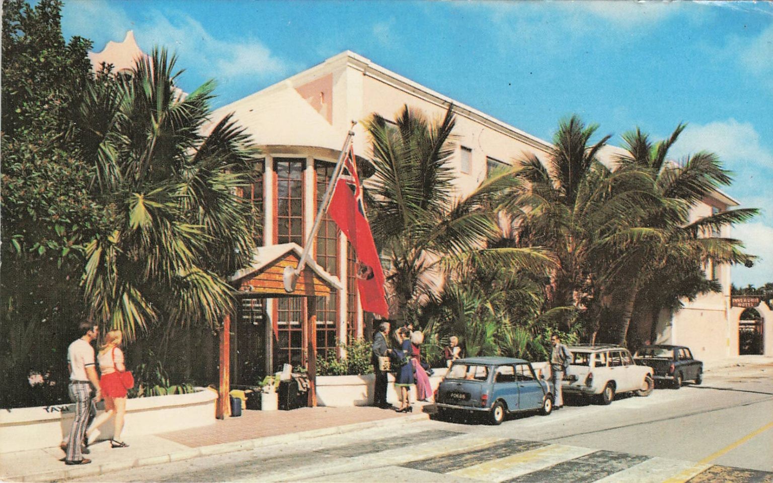 Vintage Inverurie Hotel Entrance Bermuda Postcard 1974 Chrome Postmark