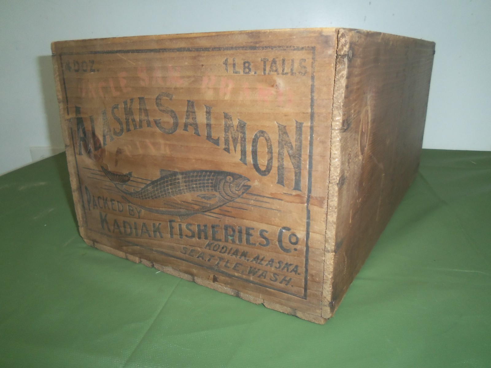 VINTAGE ALASKA SALMON WOOD CRATE, KADIAK FISHERIES CO.